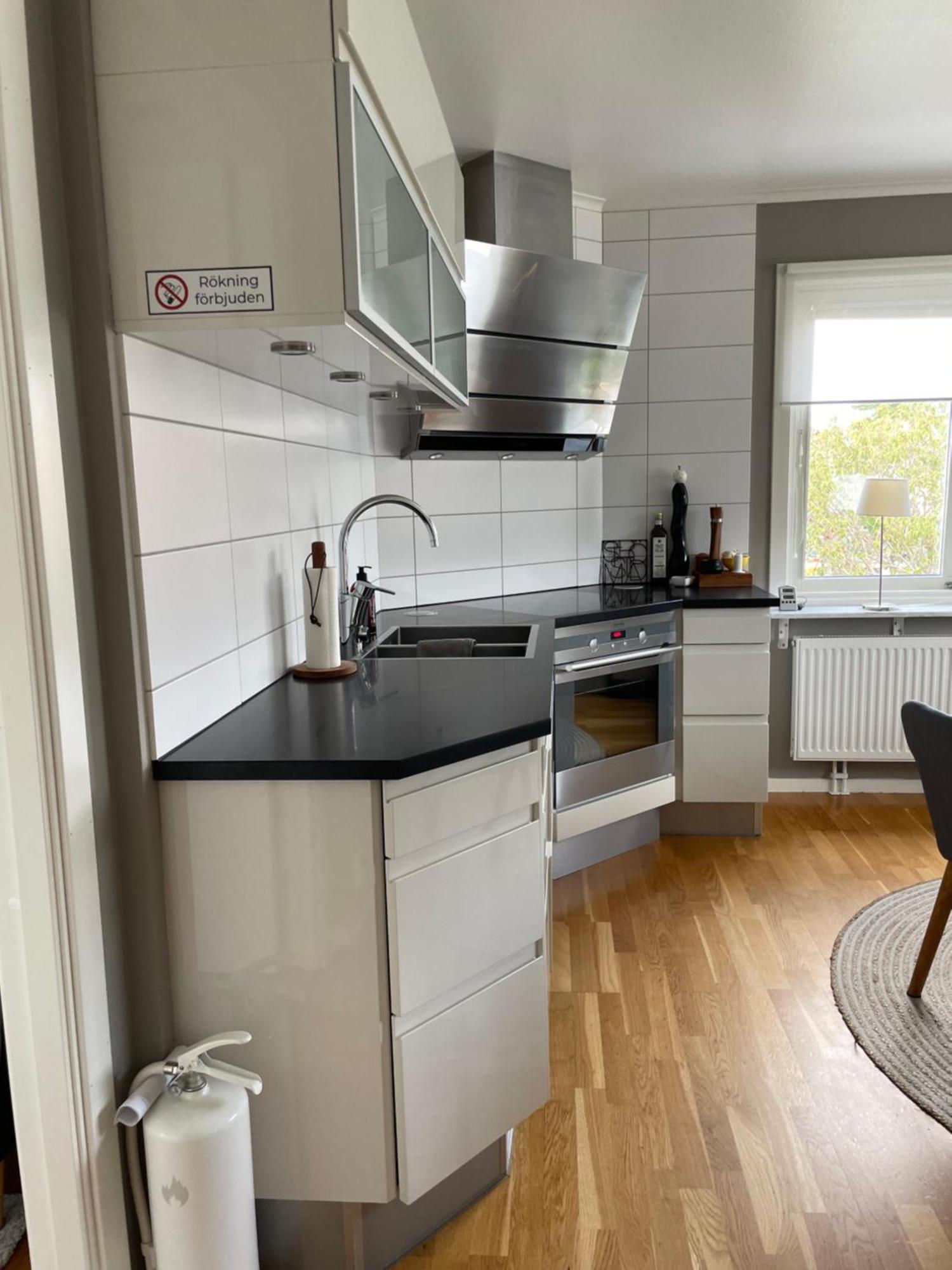 Annies Hus - Very Nice 2 Bedroom Apt Top Floor Strömstad Dış mekan fotoğraf